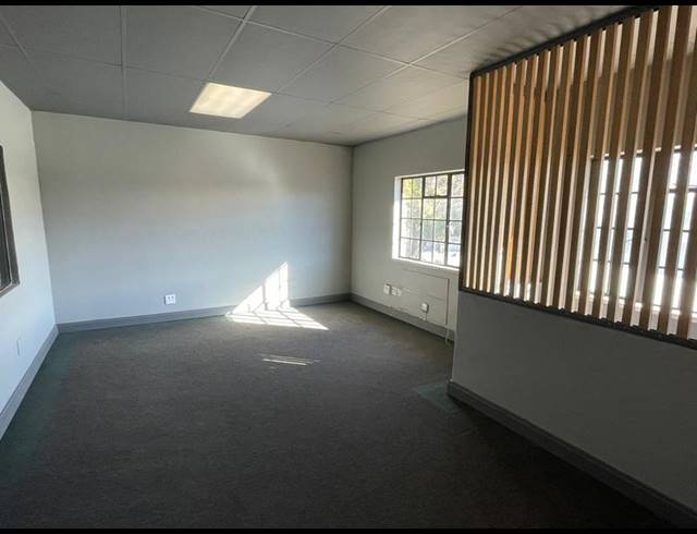 INDUSTRIAL PROPERTY TO RENT IN HENNOPSPARK